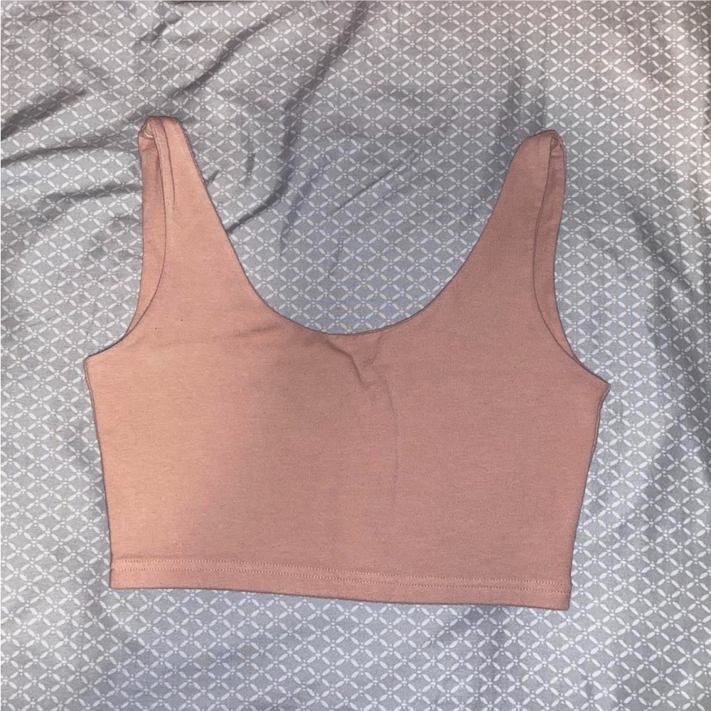 Brandy Melville pink cropped tank